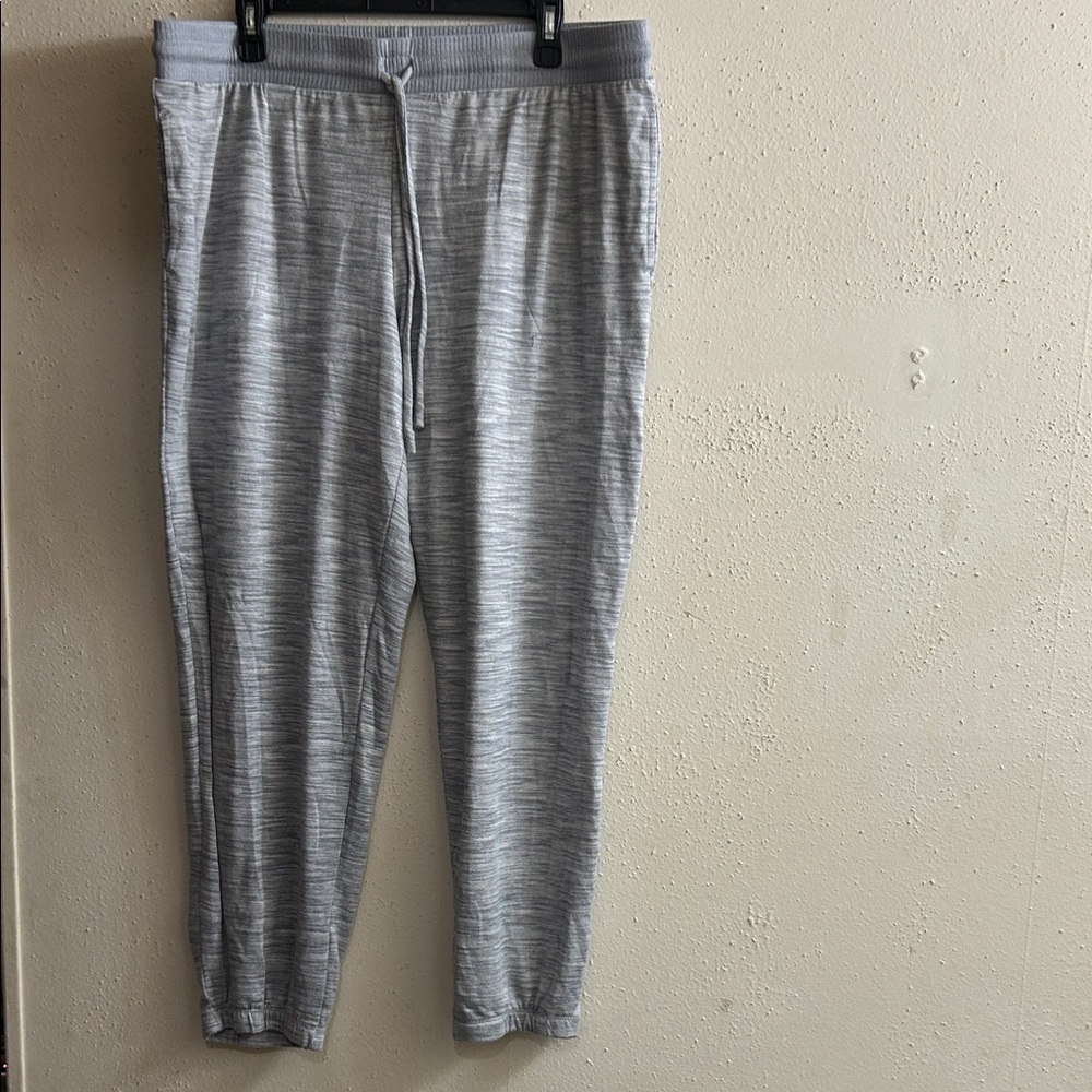 Woman’s Gray Jogger Pants